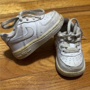 Nike Kids White and Tan Sneakers